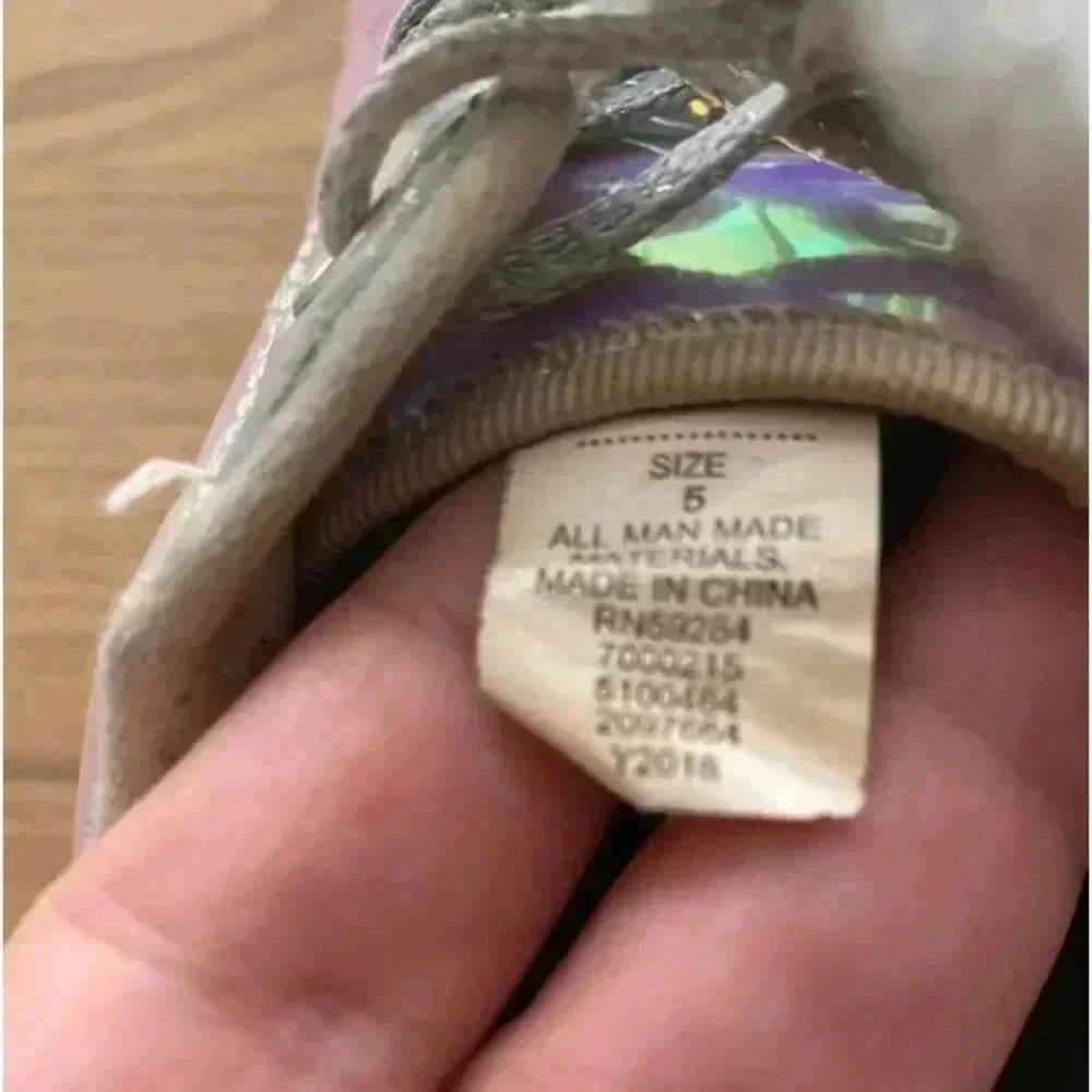 The Children's Place Holographic Hi Top Sneakers 5